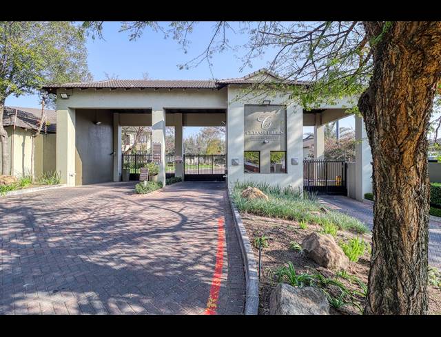 2 BEDROOM APARTMENT RENTED IN FOURWAYS